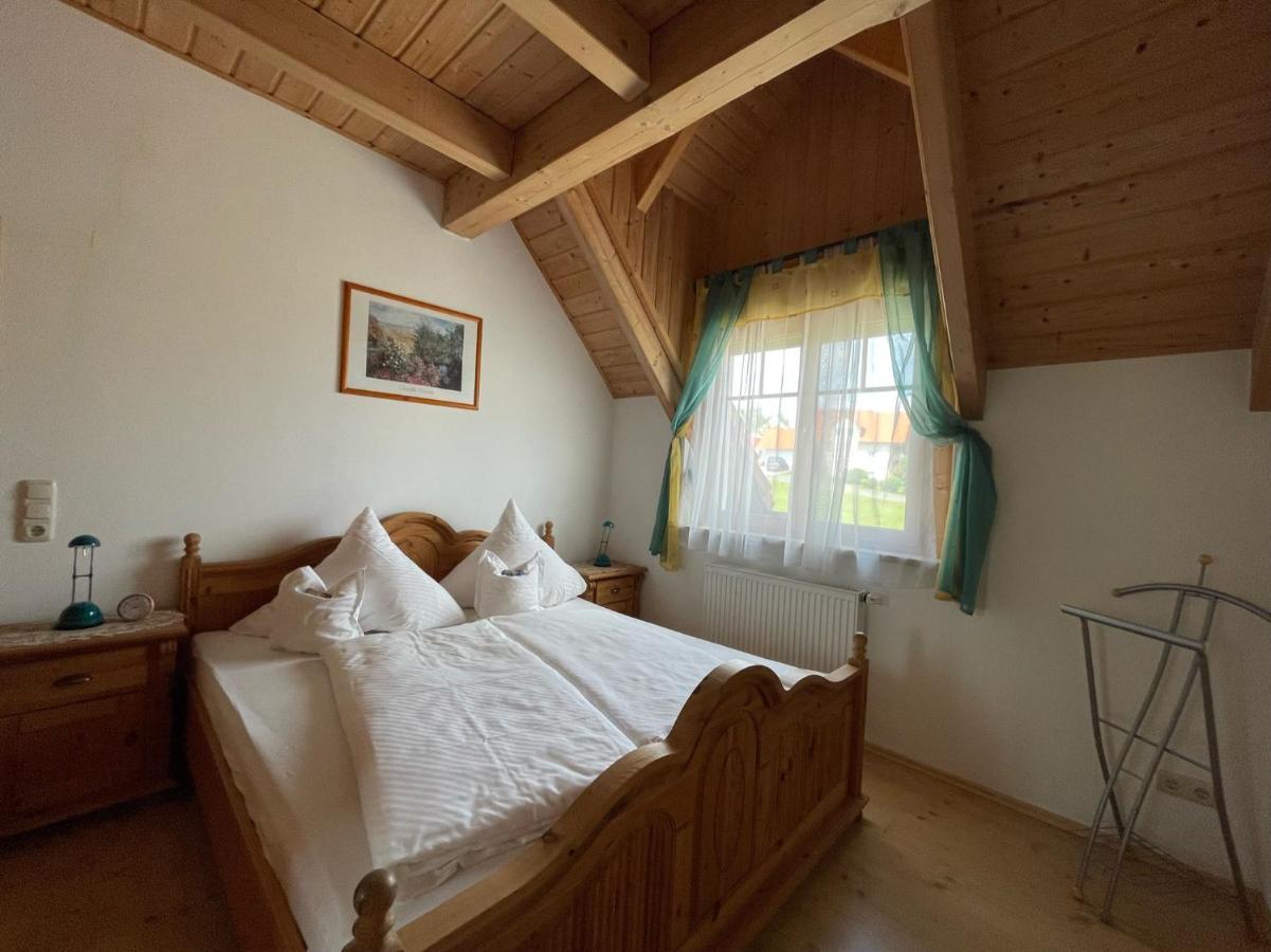Ferienwohnungen Am Kirchberg Kapplblick Neualbenreuth Ngoại thất bức ảnh